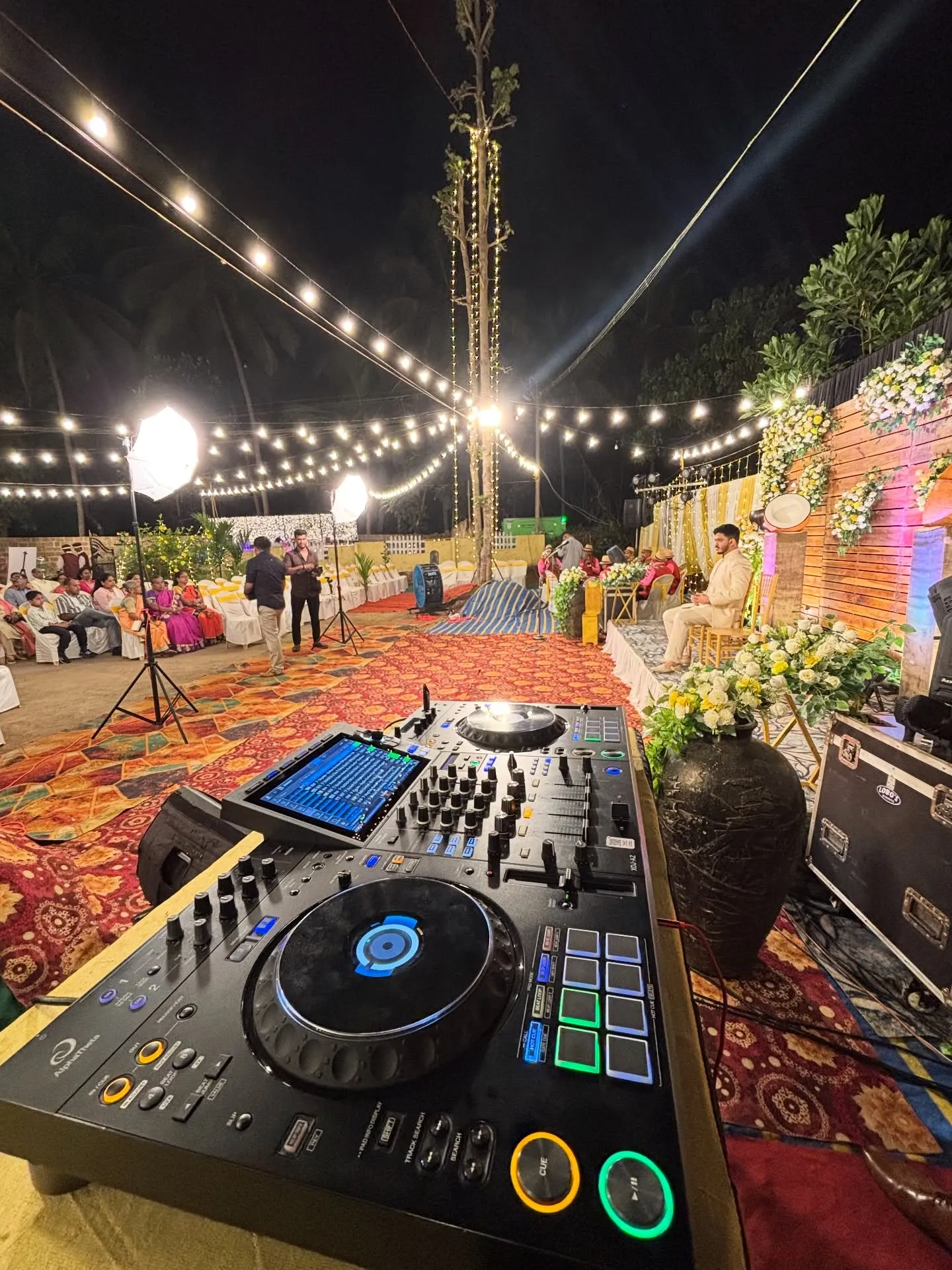 DJ Setups by Lobo Events