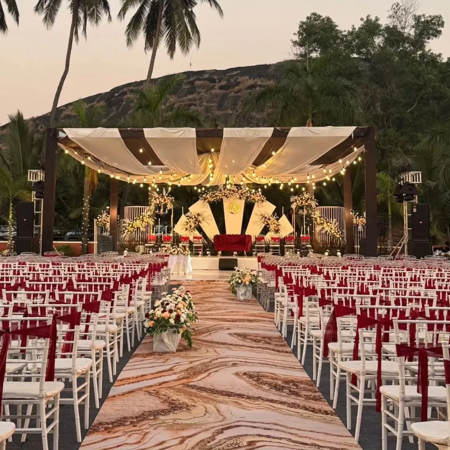 Marriage Stage Rockside, Wedding Moments, Lobo Events Karkala