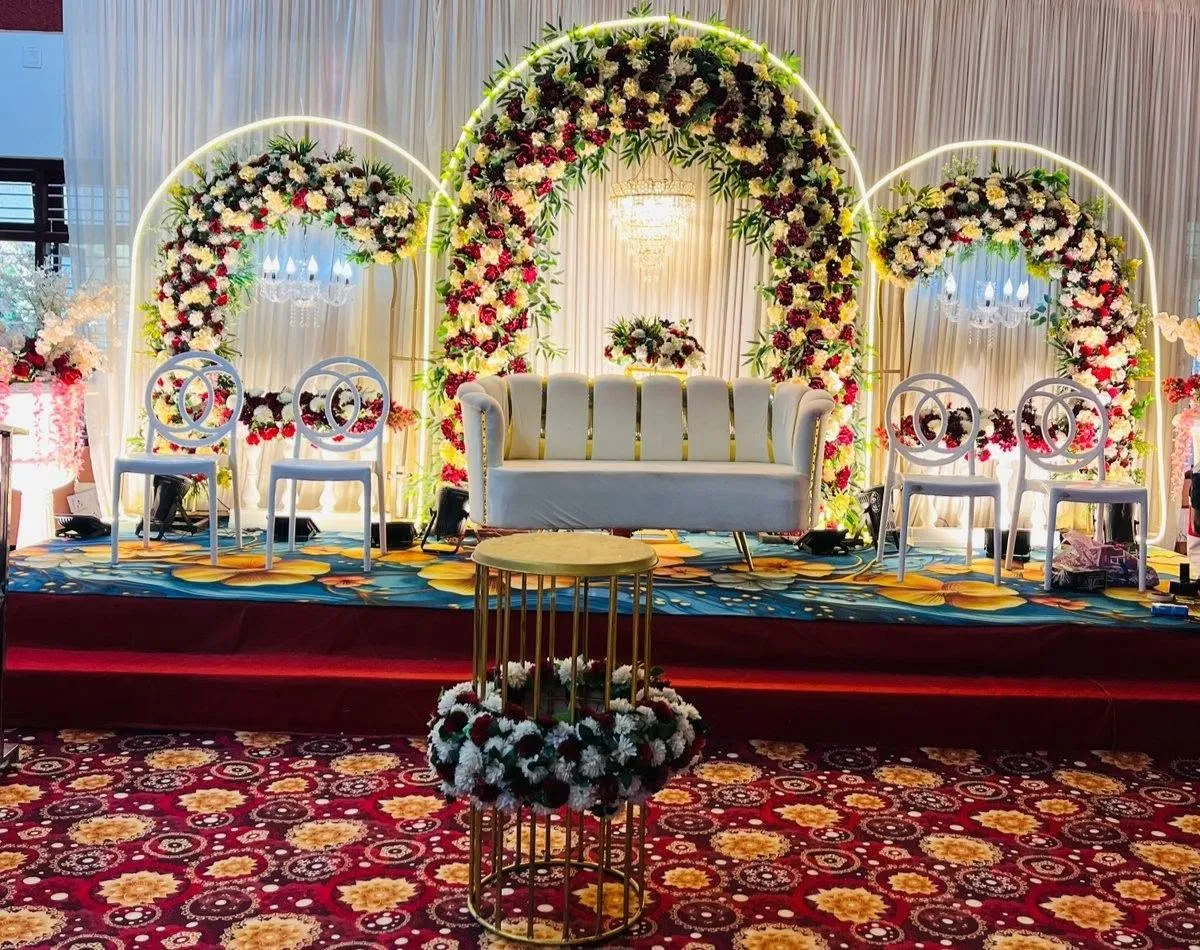 Wedding Stage Warm Tones, Wedding Moments, Lobo Events Karkala